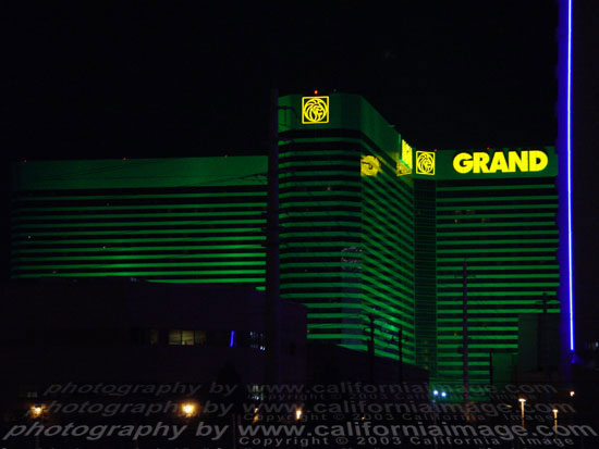 Las-Vegas-MGM-Grand-Night