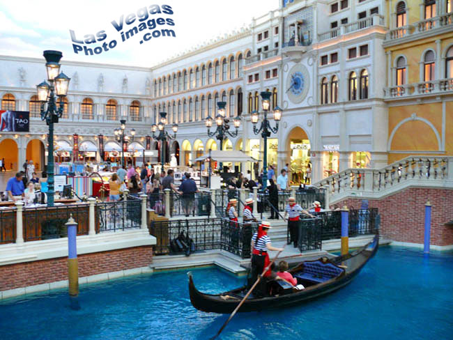 venetian_las_vegas_inside-08