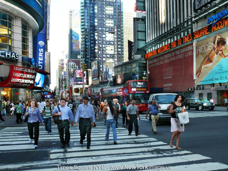New-York-Times-Square-NYC-01