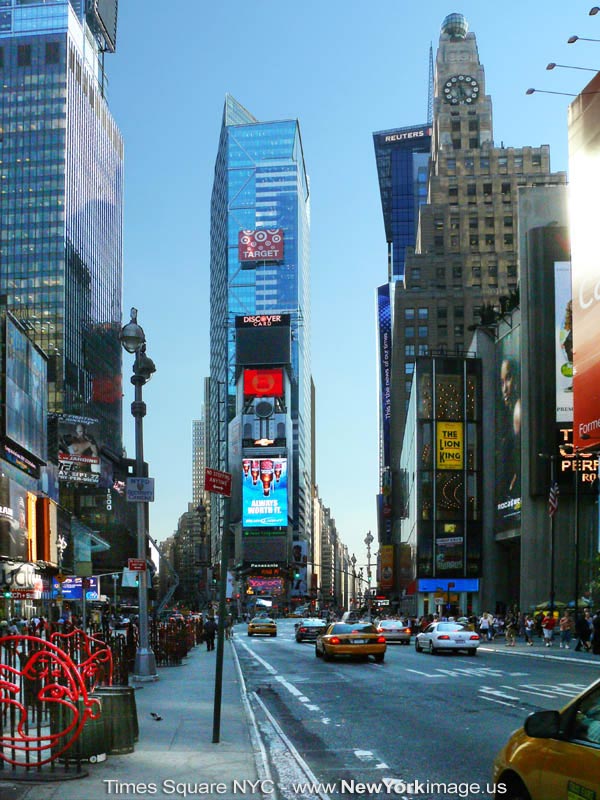 New-York-Times-Square-NYC-07