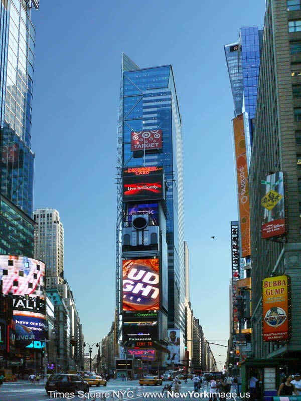 New-York-Times-Square-NYC-08