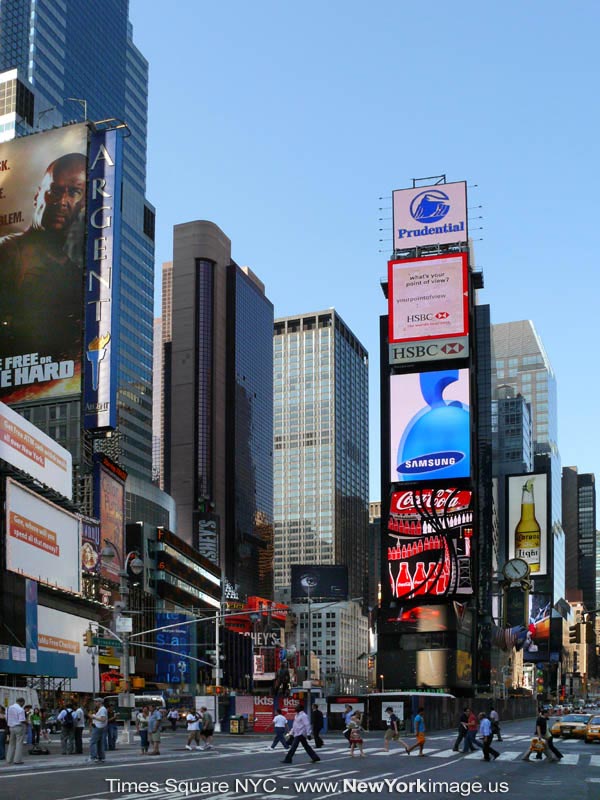 New-York-Times-Square-NYC-15