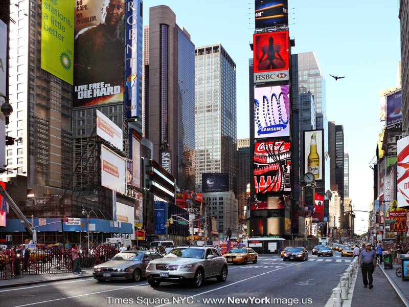 New-York-Times-Square-NYC-16