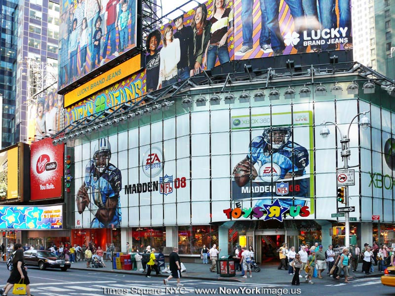 New-York-Times-Square-NYC-26