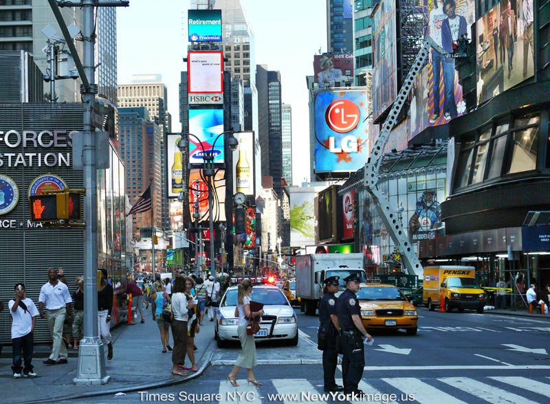 New-York-Times-Square-NYC-38