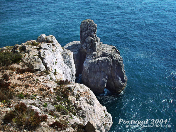 Rock-Cliff-Portugal-Cabo-San-Vicente
